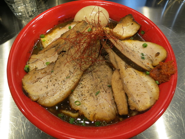 特・BLACKらーめん(味変・辛みそ付き)