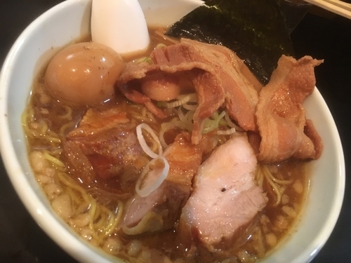 「悪魔700円（醤油の濃いラーメン）」@一条流がんこ総本家分家四谷荒木町の写真