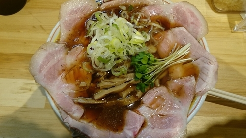 「サバ醤油そば＋肉増し」@サバ6製麺所の写真