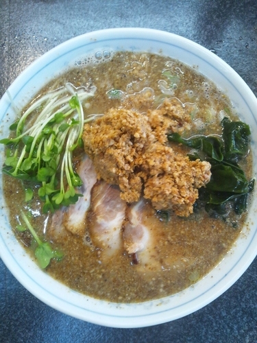 「担々麵（チャーシュートッピング）」@ラーメン 前田家の写真
