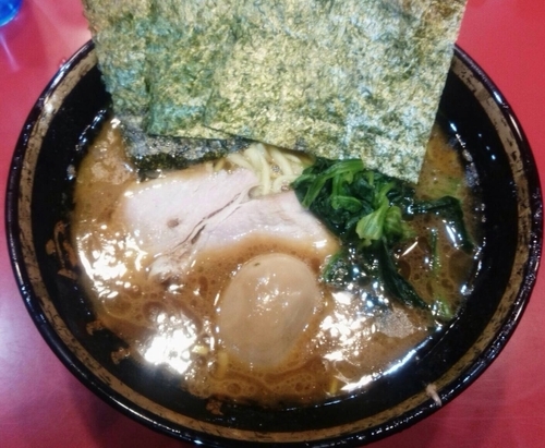 「ラーメンPLUS海苔PLUSライス＝840円也」@家系総本山 ラーメン吉村家の写真
