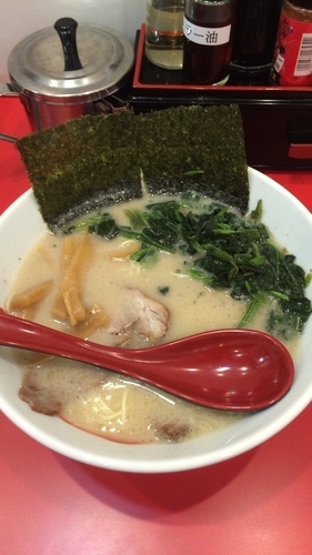 「豚骨ラーメン」@横浜家系 一凛の写真