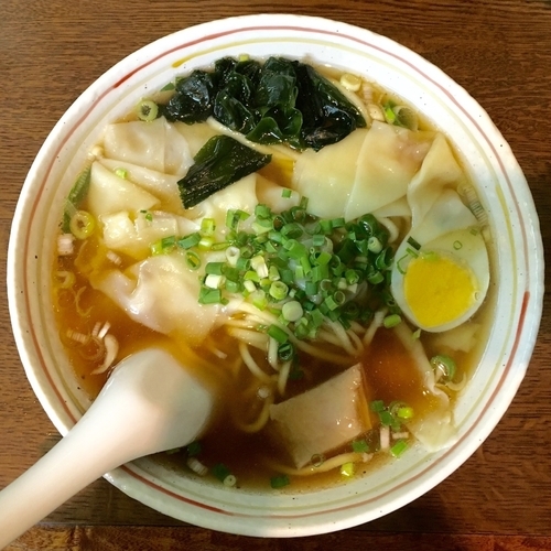 「ワンタンメン 730円」@なんごく飯苑の写真