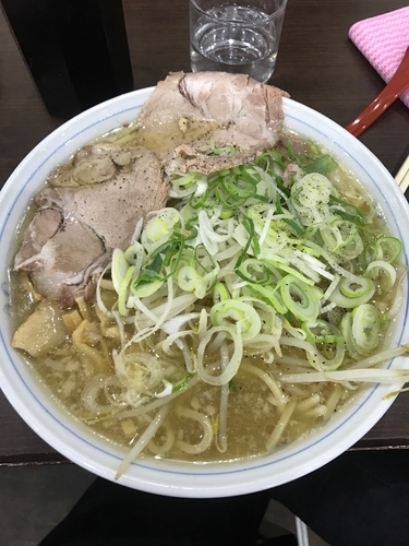 「ラーメン➕中盛➕麺固め」@ラーメン ホープ軒の写真