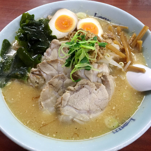 「味噌ラーメン650円　チャーシュー360円　煮卵50円」@ピリカ 新井店の写真