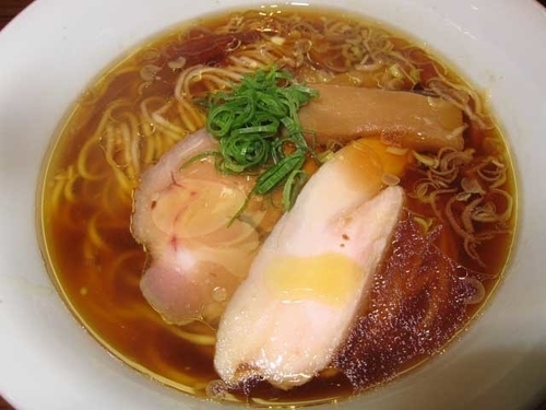 「醤油ラーメン　750円」@ラーメン屋 トイ・ボックスの写真