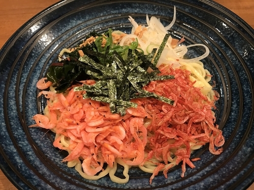 「海老まぜそば」@魚介系まぜそば専門店 魚がしそば 新橋本店の写真