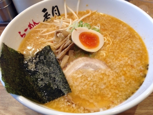 「背脂味噌ラーメン」@ら〜めん香月 池尻大橋店の写真