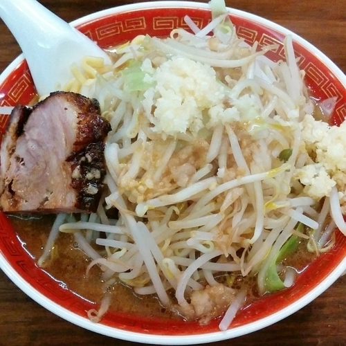 「極太にんにく醤油」@らーめん てらの写真