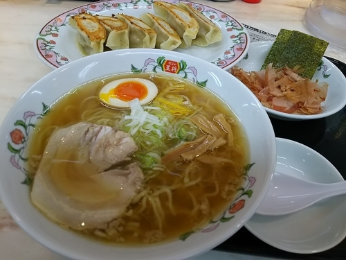 「新日本ラーメン　＋餃子：サービス券」@餃子の王将 アルピコプラザ松本店の写真