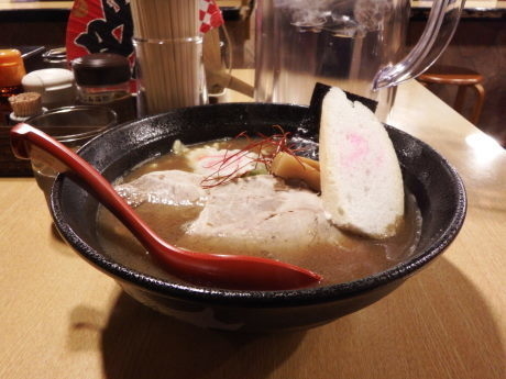 「特にぼ中華・女子盛（しょうゆらぁめん）」@in EZO 南郷店の写真