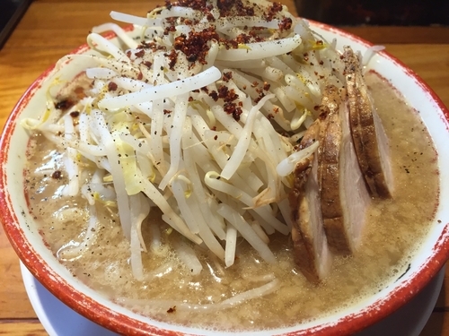 「麺少なめ卵入り：780円」@らーめん バリ男 新橋本店の写真