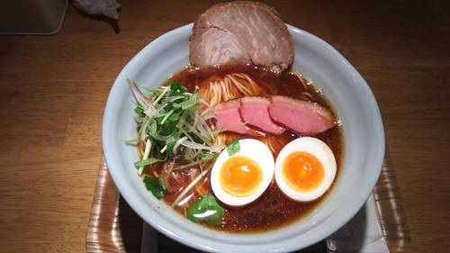 「黒 にほんいち醤油そば(大盛)」@Ramen&Bistro ushio ueno eastの写真