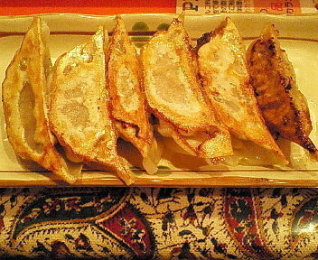 「餃子　３６０円」@ARASH～EXOTIC DINING～の写真