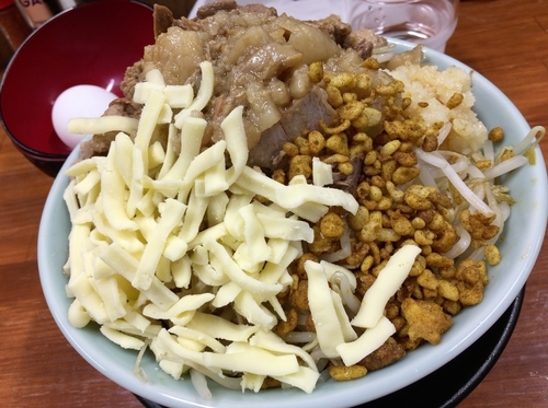 「まぜそば（中）」@ラーメン やまや 本店の写真