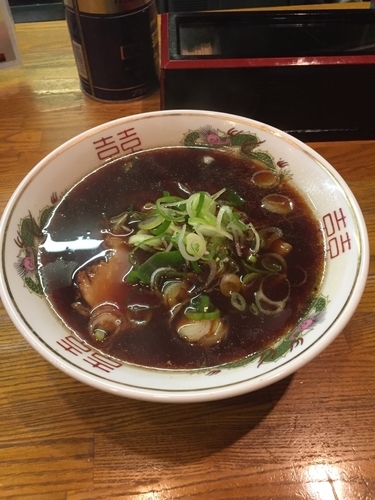 「ラーメン(小) + 牛すじ」@吉兆佐の写真