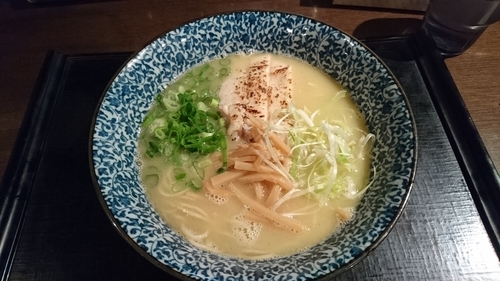 「濃厚鶏そば・・780円」@ブラウンの写真