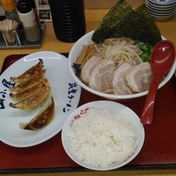 よくばりラーメン￥880