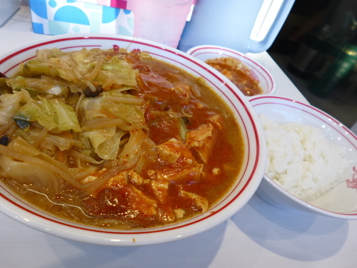 「蒙古タンメン（野菜大盛）＋定食」@蒙古タンメン 中本 船橋店の写真