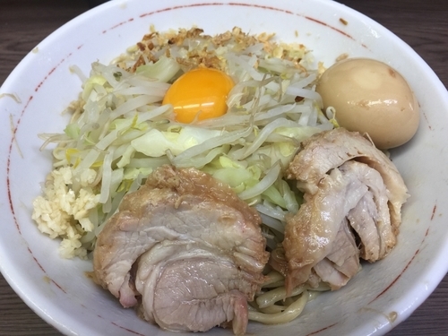 「小＋汁なし＋味玉」@ラーメン二郎 横浜関内店の写真