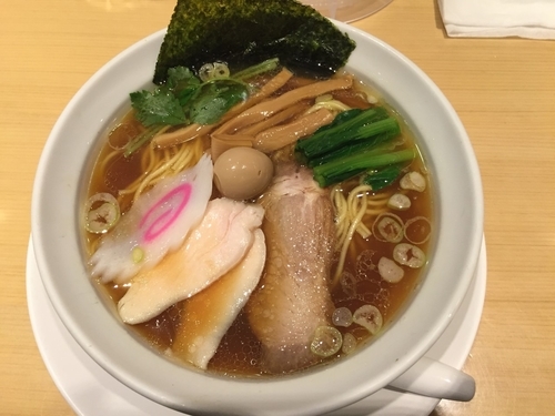 「極み 中華そば+『日本一こだわり卵』の濃厚卵かけごはん」@銀座 朧月 鶏処の写真