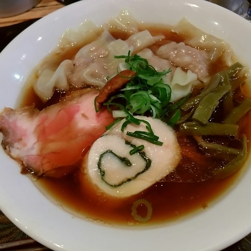 「醤ソバ　900円+雲呑+ﾋﾞｰﾙ」@Noodle Lounge～醤～Hishioの写真