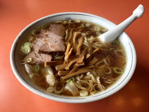 「わんたんめん」@十八番の写真