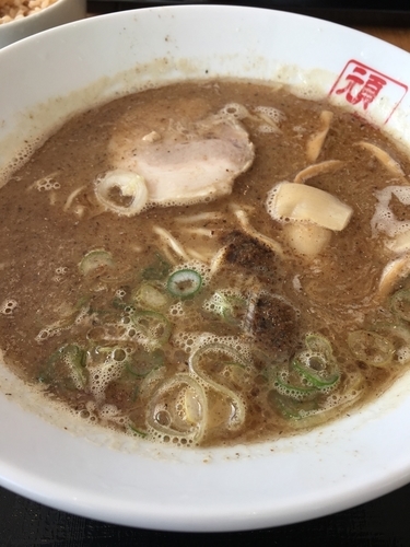 「濃厚魚介ラーメン」@GANJA RAMENの写真