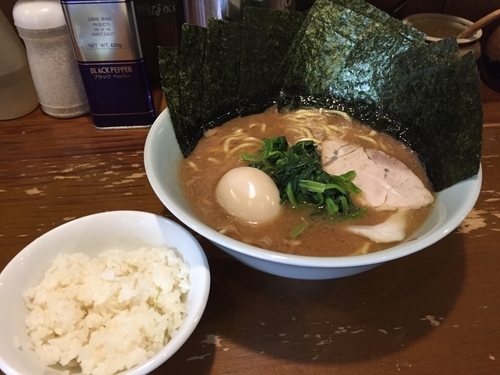 「味玉のり増し」@横浜らーめん 笑の家の写真