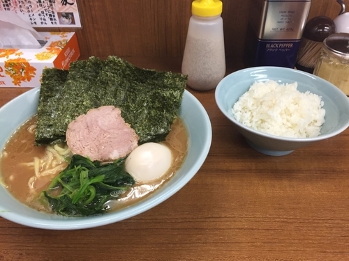 「味玉のりまし」@横浜ラーメン 武蔵家 北千住店の写真