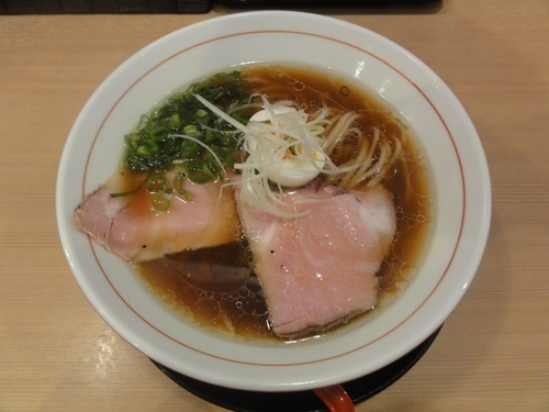 「らーめん（醤油）」@麺屋 粉哲の写真