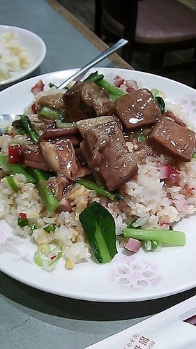 「牛バラチャーハン」@牡丹園の写真