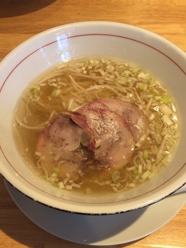 「塩醤油ラーメン」@松の樹の写真
