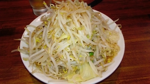 「大高山中盛り野菜増し焼豚無し690円」@ラーメン 大高山の写真