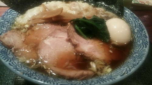 「一丸中華そば(こってり・太麺)+中盛+わんたん」@中華そば・つけそば専門店 一丸の写真