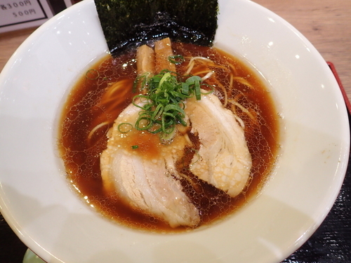 「中華そば（830円）」@日本の中華そば富田 成田空港店の写真