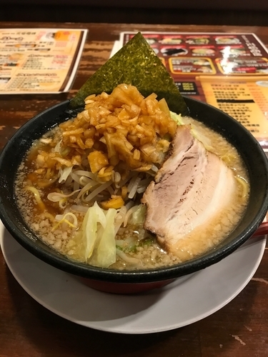 「野菜たっぷり醤油 大盛り ¥830」@麺屋 川崎商店の写真