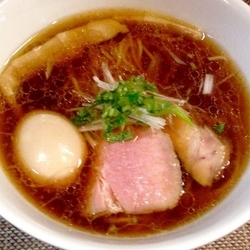 中華蕎麦　750円　味玉100円