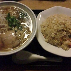 ラーメン居酒屋 集居の画像