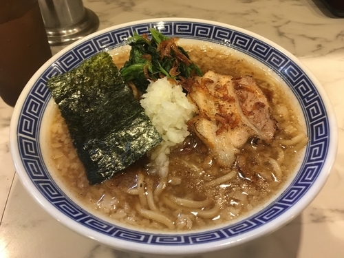 「背脂魚介らーめん ¥680」@大黒屋本舗 千葉中央店の写真