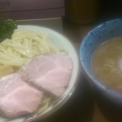 特製つけ麺（1030円）