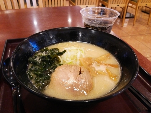 「豚骨ラーメン」@なごみ処 駿河亭の写真