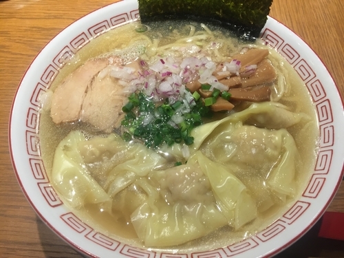 「わんたんイリコそば（880円）」@中華そば 二階堂の写真