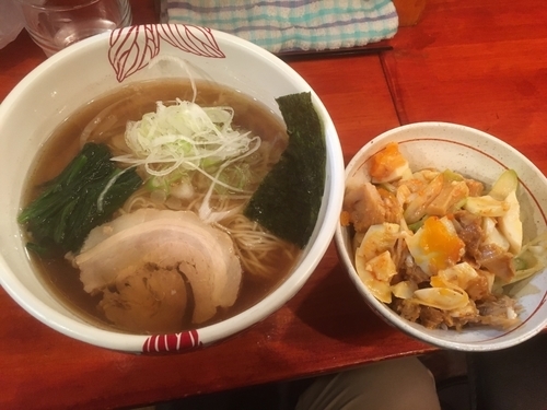 「らーめん750円、ピリ辛まかない丼250円」@麺処 あす花の写真