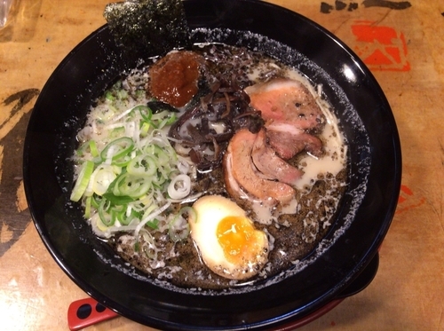 「龍ラーメン」@黒龍紅 熊本駅前店の写真