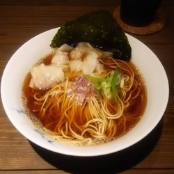 黒豚肉ワンタンそば