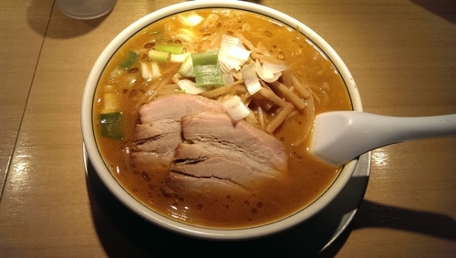 「味噌ラーメン、替玉」@バラそば屋 町田店の写真