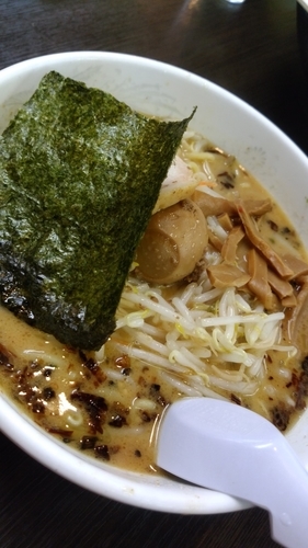 「みそラーメン660円」@新世 生麦店の写真