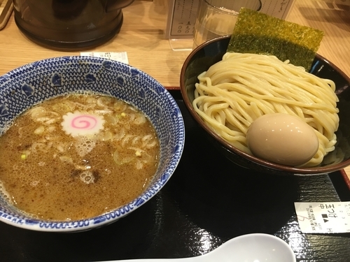 「味玉つけ麺 中」@舎鈴 田町駅前店の写真