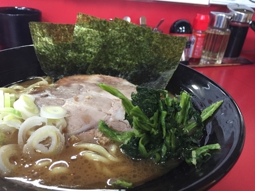 「ラーメン並」@家系ラーメン 藤澤家 鴨宮店の写真